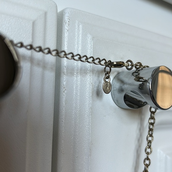 Monet gold and silver chain link strand necklace short - Picture 4 of 4